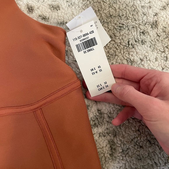 nwt Abercrombie tank - Picture 4 of 4